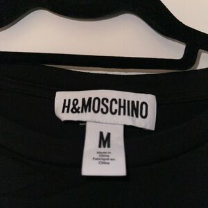 MOSCHINO sz m black t shirt
